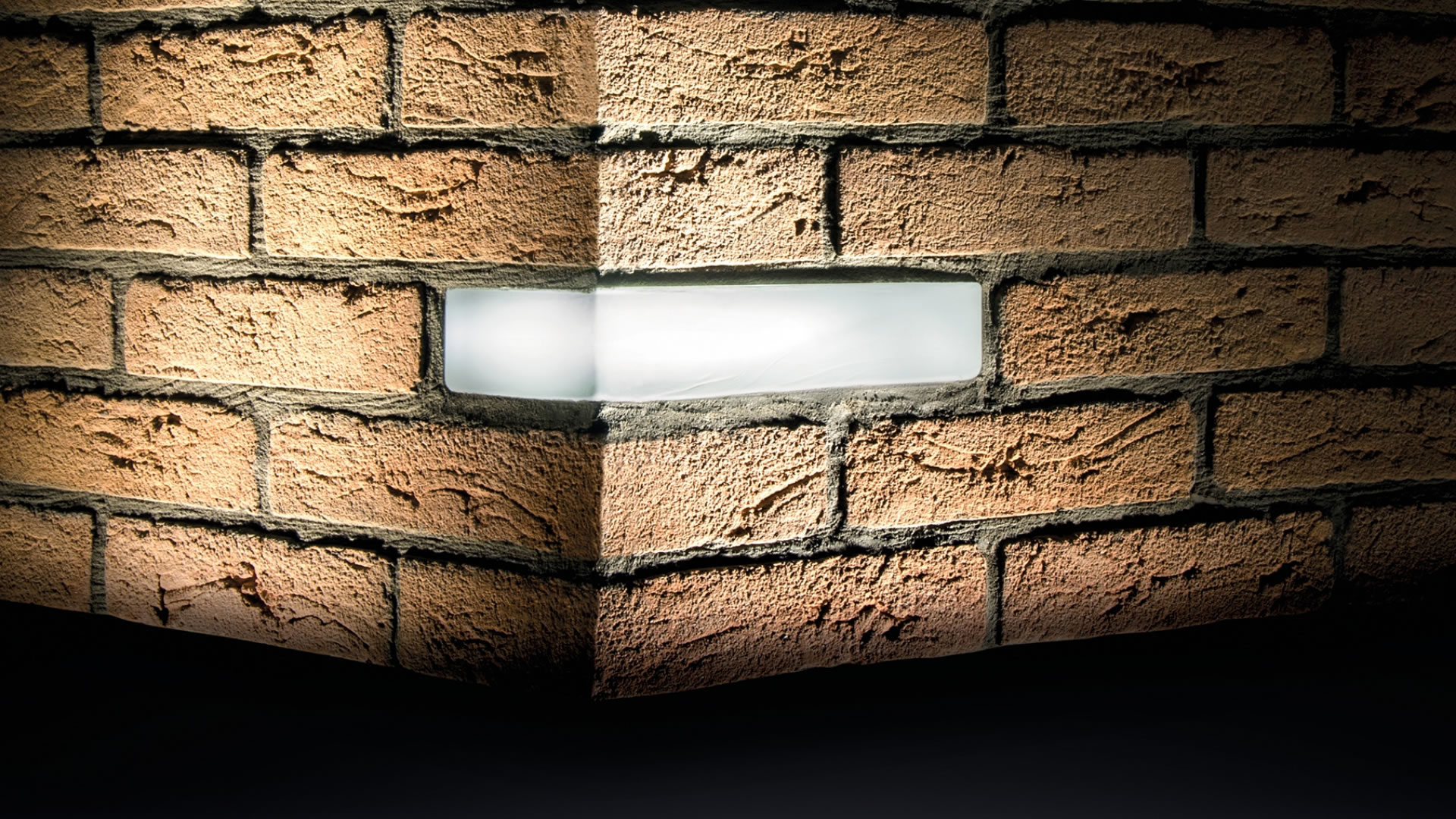 Brick of light recessed luminaire