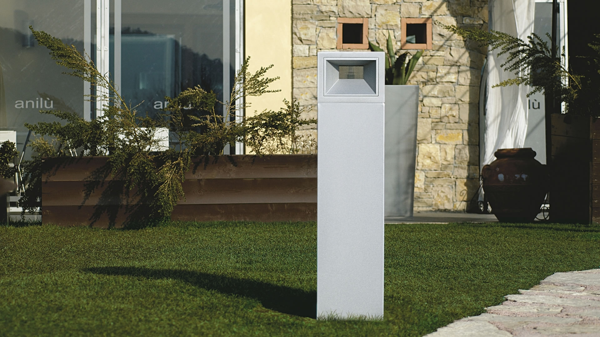 Cubiks bollard