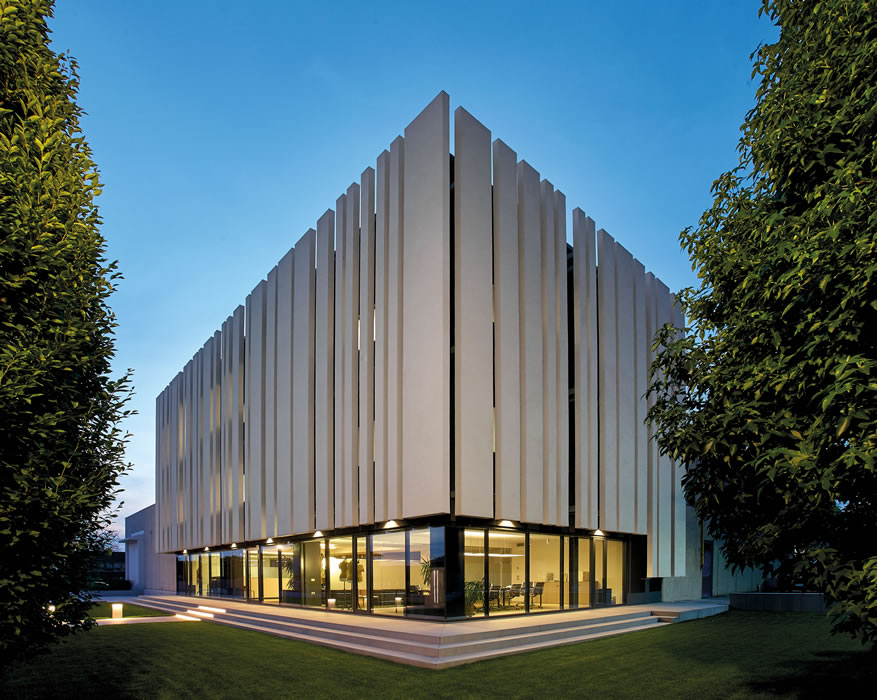  Filmar Headquarter, Zocco di Erbusco, Brescia, Italy - Arch. Giuliano Venturelli © Ph. Mario Bertani